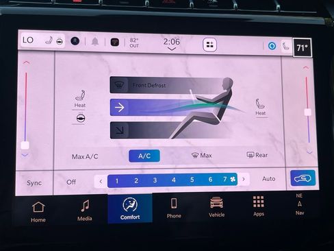 New 2025 Jeep Grand Cherokee Limited w/ Trailer Tow Package image 11