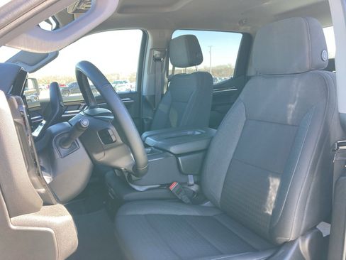 Used 2025 Chevrolet Silverado 1500 LT image 13