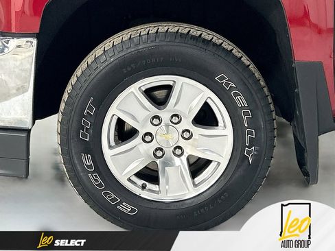 Used 2018 Chevrolet Silverado 1500 LT w/ All Star Edition image 28