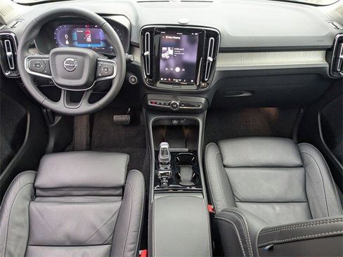 Used 2023 Volvo XC40 B5 Plus w/ Driver Assist Package image 21