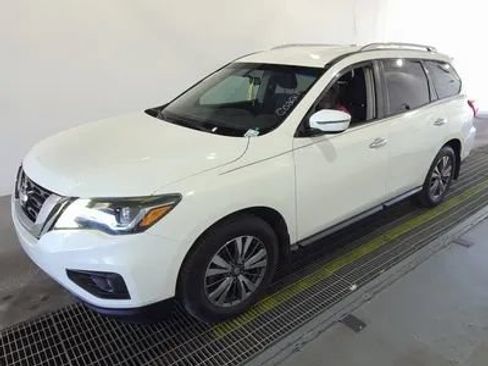 Used 2019 Nissan Pathfinder S FWD image 1