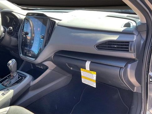 Used 2024 Subaru Crosstrek 2.5i Limited w/ Crosstrek Mirror Package image 15
