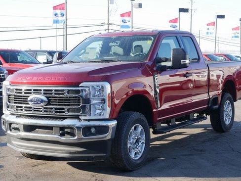 New 2026 Ford F250 XLT w/ FX4 Off-Road Package AWD/4WD image 6