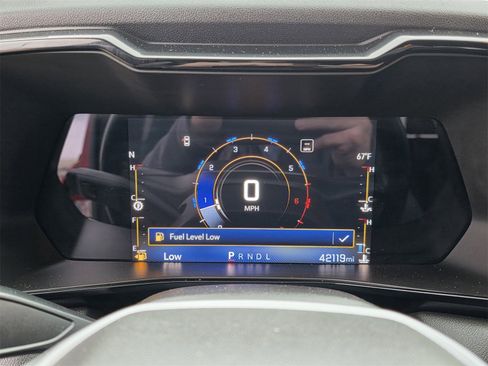 Used 2023 Chevrolet Colorado LT image 12