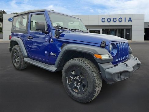 Used 2018 Jeep Wrangler Sport image 3