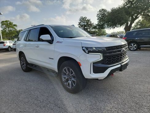 Used 2024 Chevrolet Tahoe Z71 AWD/4WD image 3