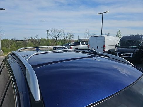 Used 2019 Nissan Rogue SV w/ Premium Package image 9