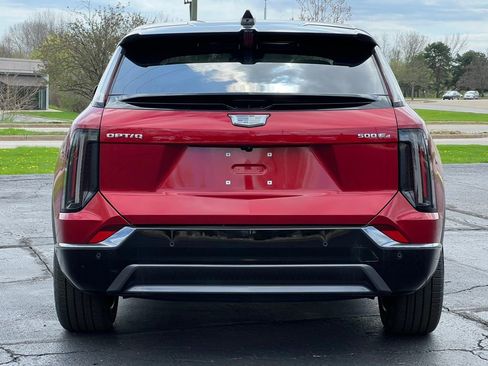 New 2026 Cadillac Optiq Sport 1 w/ LPO, Floor Liner Package AWD/4WD image 37