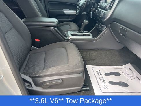 Used 2018 Chevrolet Colorado LT w/ LT Convenience Package AWD/4WD image 26