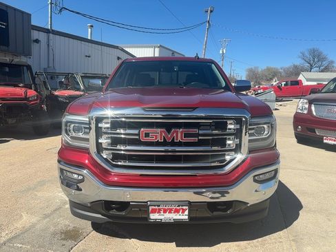 Used 2018 GMC Sierra 1500 SLT image 3