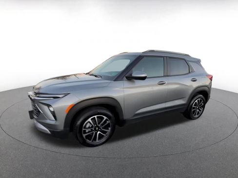 Used 2025 Chevrolet TrailBlazer LT image 8