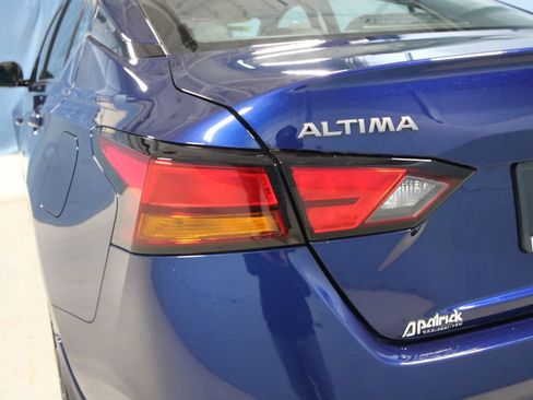 Used 2024 Nissan Altima 2.5 SR image 32