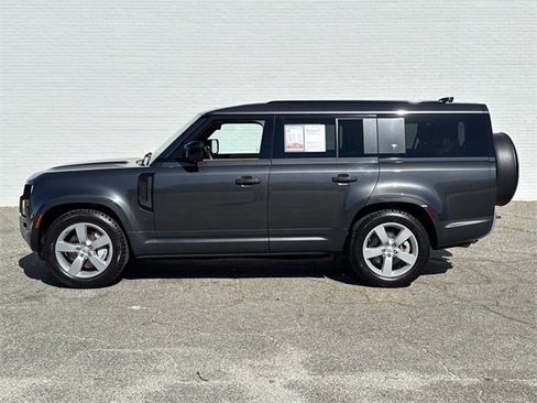 Used 2023 Land Rover Defender 130 First Edition image 2