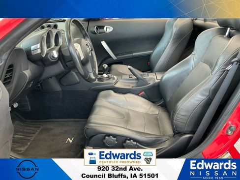 Used 2005 Nissan 350Z Grand Touring RWD image 14