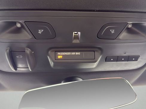 Used 2017 Chevrolet Camaro ZL1 image 30