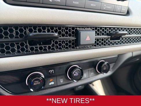 Used 2023 Honda HR-V LX image 18