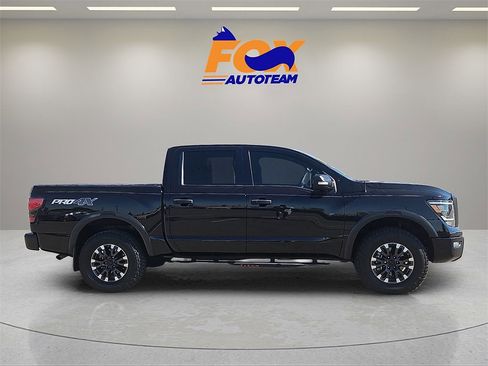 Used 2021 Nissan Titan PRO-4X w/ Pro-4x Convenience Package image 6