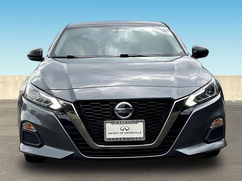 Used 2019 Nissan Altima 2.5 SR w/ SR Premium Package FWD image 2