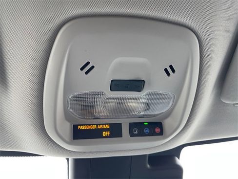 Used 2024 Chevrolet Trax LT w/ Driver Confidence Package image 24