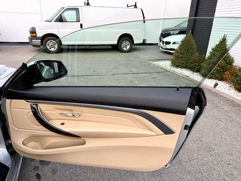 Used 2014 BMW 428i xDrive Convertible image 36