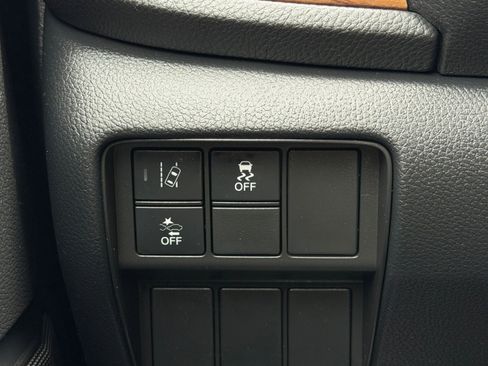 Used 2019 Honda CR-V EX image 40