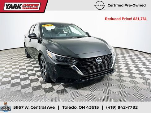 Certified 2025 Nissan Sentra SV FWD image 1