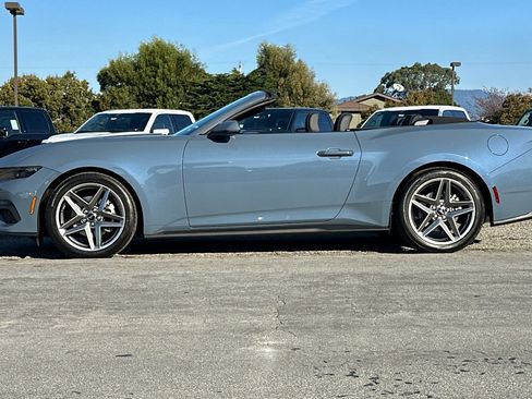 New 2026 Ford Mustang Convertible RWD image 9