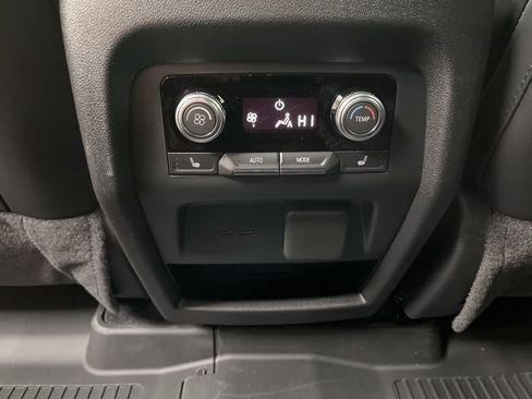 New 2026 GMC Acadia Elevation FWD image 24