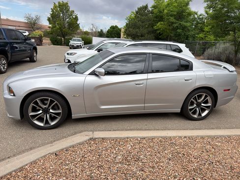 Used 2012 Dodge Charger R/T RWD image 12