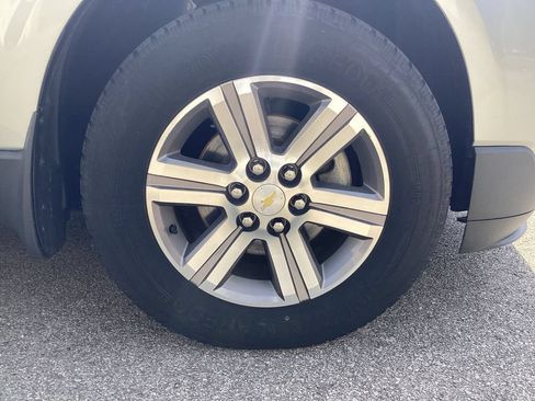 Used 2017 Chevrolet Traverse LT AWD/4WD image 21