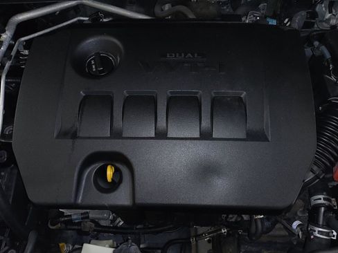 Used 2014 Toyota Corolla L image 30