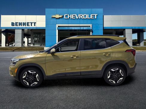 Used 2024 Kia Seltos SX w/ SX Sunroof Package AWD/4WD image 4