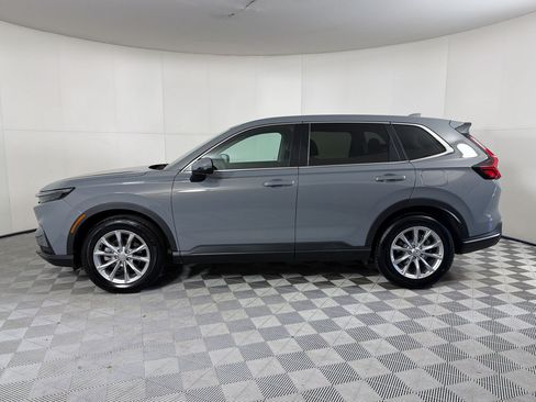 Used 2023 Honda CR-V EX image 2