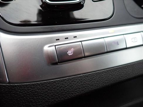 Used 2026 Kia Carnival EX image 21