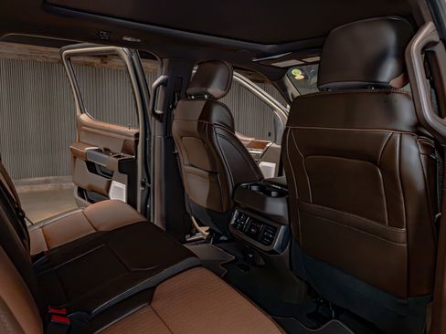 Used 2026 Ford F250 King Ranch w/ Chrome Package image 27