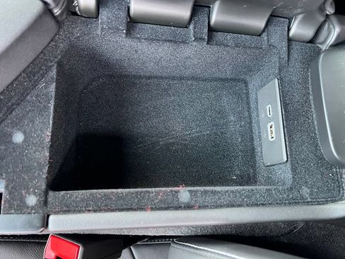 Used 2024 Chevrolet Corvette Stingray Preferred Cpe w/ Battery Protection Package RWD image 32