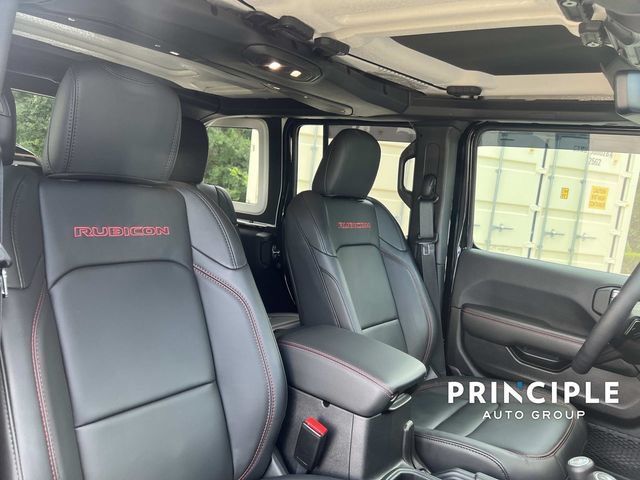 Used 2026 Jeep Wrangler Unlimited Rubicon AWD/4WD image 34