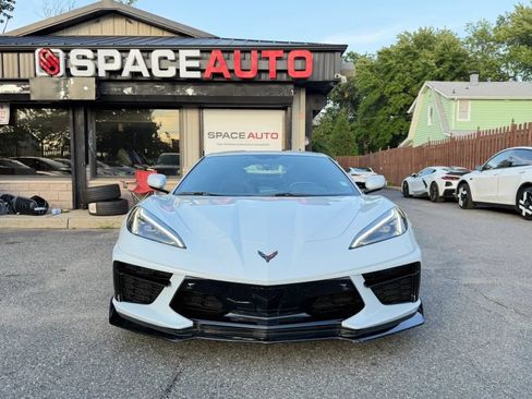 Used 2022 Chevrolet Corvette Stingray Preferred Cpe w/ Z51 Performance Package RWD image 2