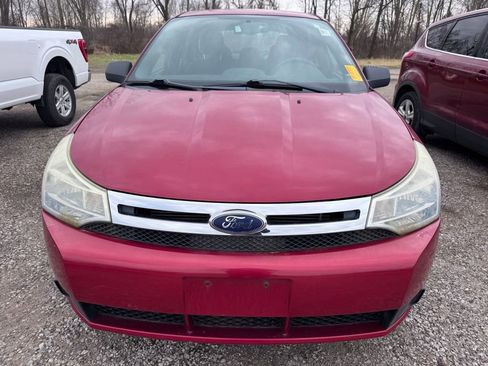 Used 2009 Ford Focus SE image 2