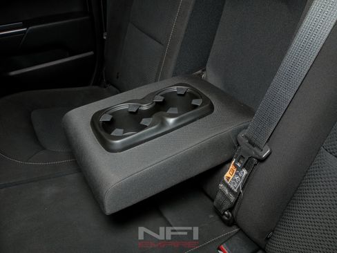 Used 2017 Chevrolet Colorado LT w/ LT Convenience Package AWD/4WD image 37