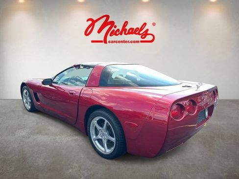 Used 2001 Chevrolet Corvette Coupe w/ Preferred Equipment Group1 RWD image 4