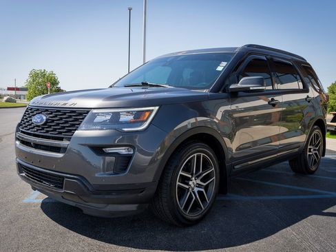 Used 2018 Ford Explorer Sport w/ Equipment Group 401A AWD/4WD image 19