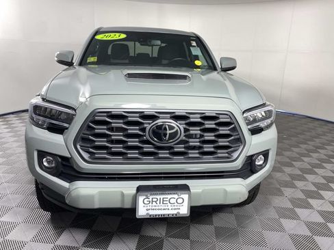Used 2023 Toyota Tacoma TRD Sport w/ Technology Package AWD/4WD image 3
