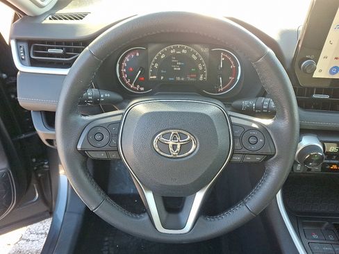 Certified 2023 Toyota RAV4 XLE Premium image 19