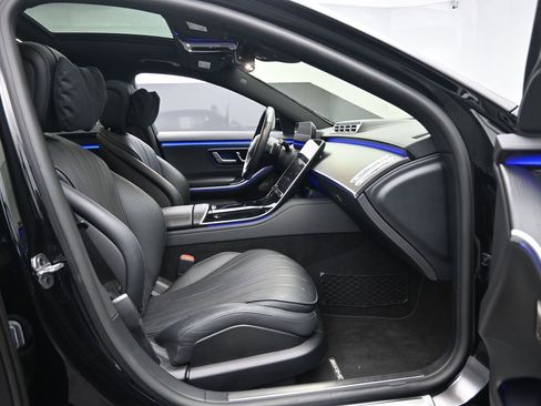 Used 2023 Mercedes-Benz S 580 4MATIC Sedan image 25