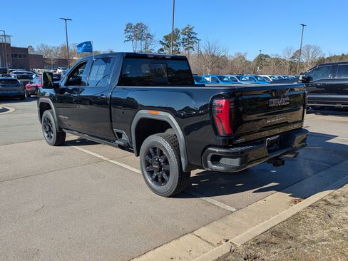 Used 2024 GMC Sierra 2500 AT4 w/ AT4 Premium Plus Package image 6