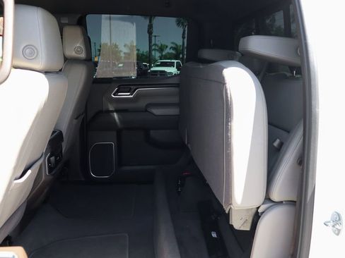 Used 2023 GMC Sierra 1500 SLT w/ SLT Premium Package AWD/4WD image 46