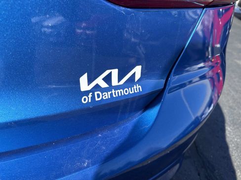 Used 2017 Hyundai Elantra SE image 6