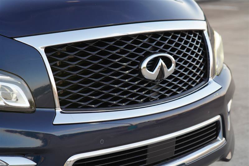 Used 2015 INFINITI QX80 4WD w/ 22" Wheel Package image 23