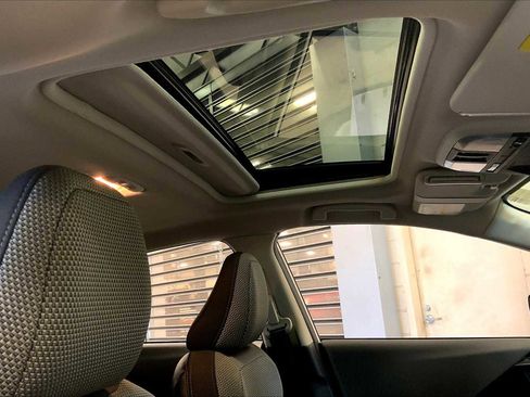 Certified 2024 Subaru Crosstrek 2.0i Premium image 13